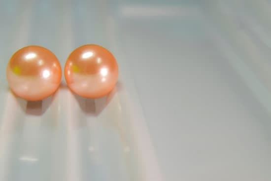 Victorian Era Commoner'S Jewelry 4 Victorian Era Commoner’S Jewelry