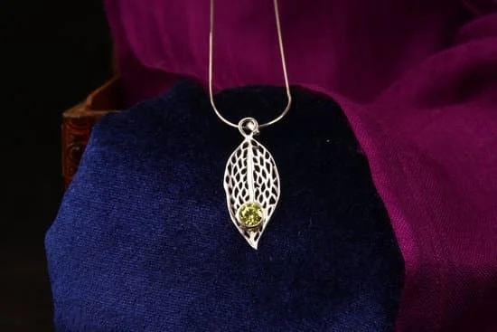 Victorian Jewelry Era Models 1 Victorian Jewelry Era Models