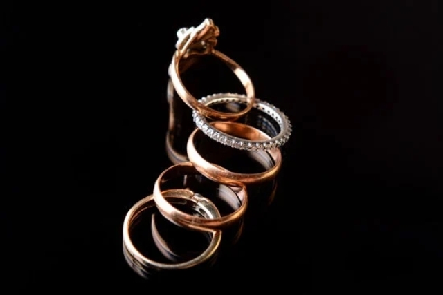 What Tarnished Metals Do Jewelry Care Cloths Clean 1 What Tarnished Metals Do Jewelry Care Cloths Clean