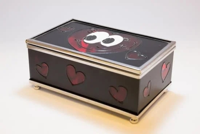 Art Deco Jewelry Characteristics 1 Art Deco Jewelry Characteristics