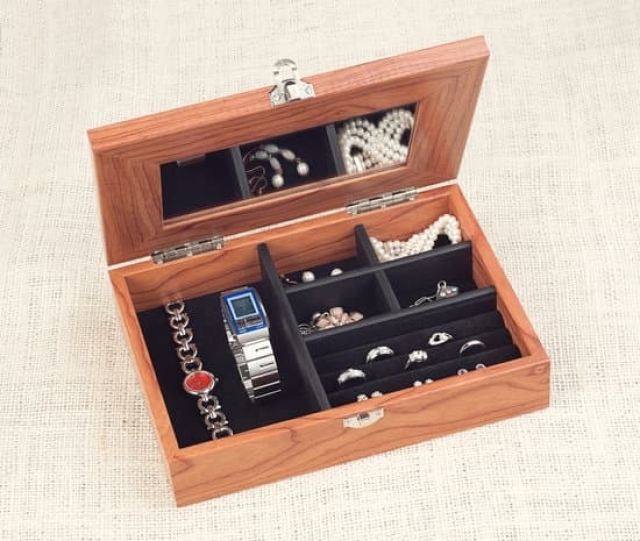 Wearable Jewelry Trends 7 Wearable Jewelry Trends