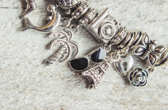 Healing Gemstone Jewelry With Sandy Rea