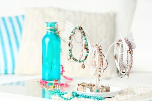 Jewelry Cleaner For Moonstone And Rose Gold Ring 1 Jewelry Cleaner For Moonstone And Rose Gold Ring