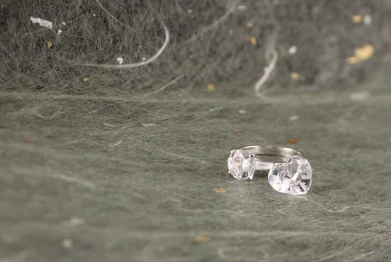 Shop ethically and sustainably with our exquisite collection of FAIRMINED gold jewelry