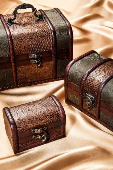 Get creative with your own UNISEX JEWELRY with our easy-to-follow DIY tutorials