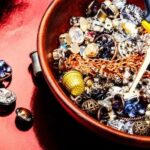 The History of Whoo Jewelry Powder Exquisite jewelry powder inspired by The History of Whoo, offering luxury and timeless beauty