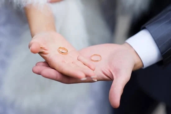 60S Mod Fashion Jewelry Vibrant and Retro 60s Mod Fashion Jewelry: Express your unique style with our diverse collection