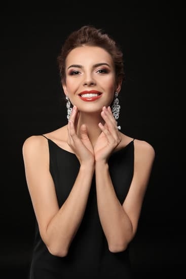 Handmade Pearl Jewelry Destin Fl Elegant handcrafted pearl jewelry from Destin, FL - perfect for adding a touch of sophistication