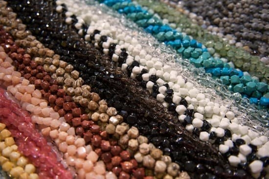 How to Use Connoisseurs Jewelry Cleaner 1 Simplifying Jewelry Cleaning: A Comprehensive Guide on How to Use Connoisseurs Jewelry Cleaner