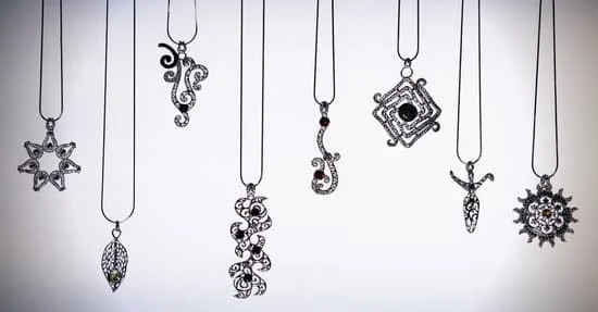 Step-by-step guide for DIY jewelry organization to keep your accessories tidy and accessible