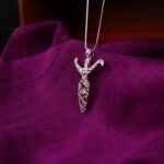 How to Make Jewelry With Loose Gemstones Step-by-step tutorial on how to make stunning jewelry using loose gemstones