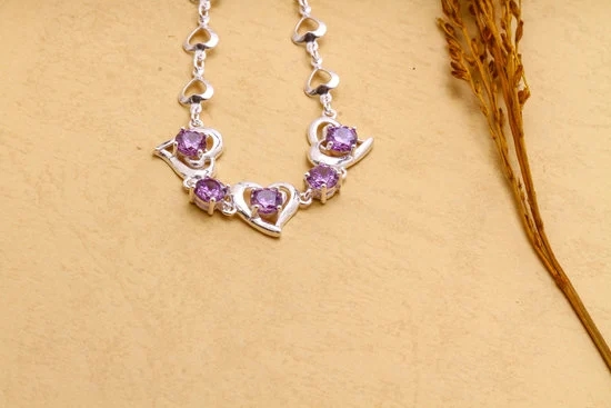 How to Clean Fine Gold Jewelry 1 Step-by-step guide on how to clean fine gold jewelry for a sparkling shine