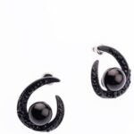 How to clean fake gold jewelry: step-by-step guide for maintaining its shine