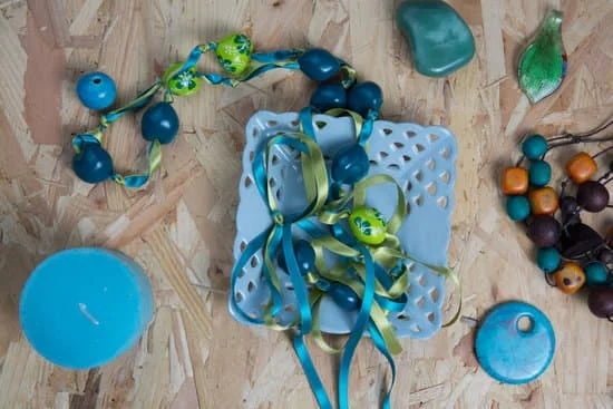 How to Buy Beads for Jewelry Making 1 Step-by-step guide on How to Buy Beads for Jewelry Making like a Pro!