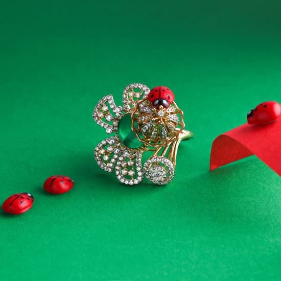 De Boulle Diamond & Jewelry 1 Exquisite diamond and jewelry collection by De Boulle - luxury at its finest