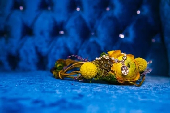 How to Drill Gemstones for Jewelry 1 Simplified steps for drilling gemstones to create stunning jewelry designs