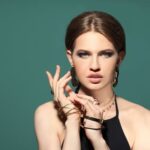 How to Store Fine Jewelry Expert tips on how to store fine jewelry: from using velvet-lined boxes to utilizing anti-tarnish pouches