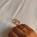 How to create beautiful crochet jewelry adorned with beads - step-by-step guide