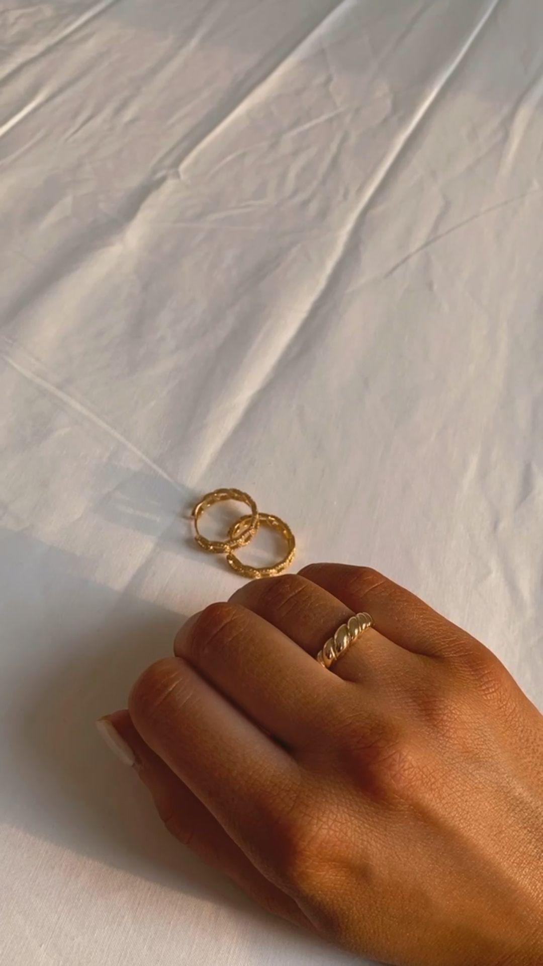 How to Make Crochet Jewelry With Beads 1 How to create beautiful crochet jewelry adorned with beads - step-by-step guide