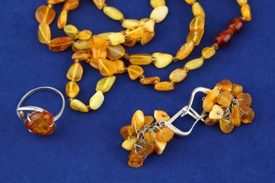 How to Start Your Own Fashion Jewelry Business 1 Step-by-step guide on how to successfully start your own fashion jewelry business from scratch