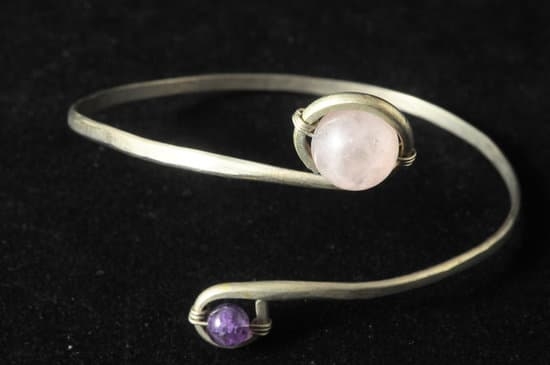 How Much Fashion Jewelry Does Overstock Sell Monthly 1 Overstock's monthly sales statistics and quantity of fashion jewelry sold