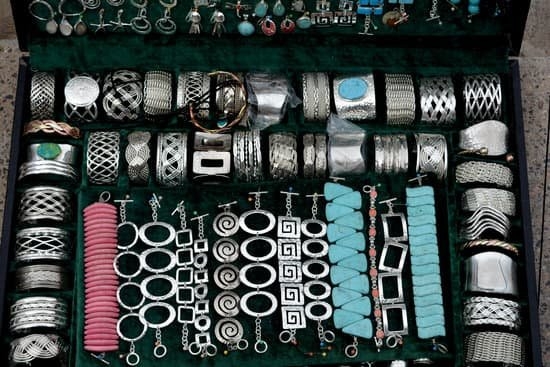 Banter Jewelry: Authentic diamonds that make a real statement