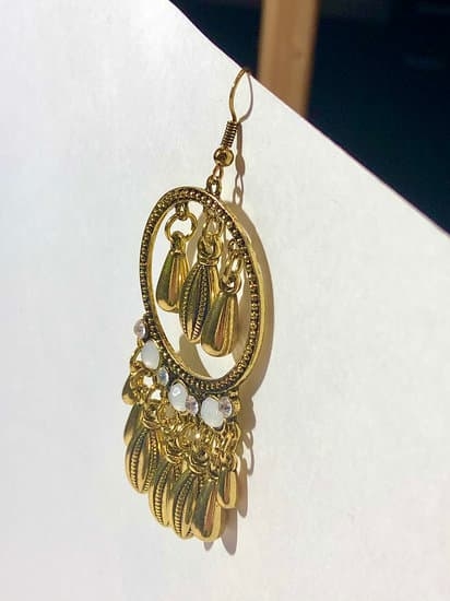 How to Clean Diamond and Gold Jewelry at Home 1 Step-by-step guide: Learn how to clean diamond and gold jewelry at home effortlessly