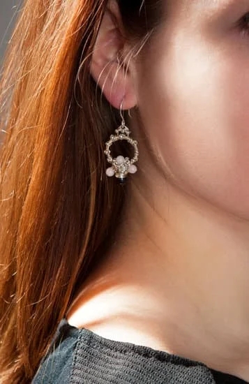 How Much Is Antique Fashion Jewelry 1 Antique fashion jewelry price guide - Discover how much antique fashion jewelry is worth!