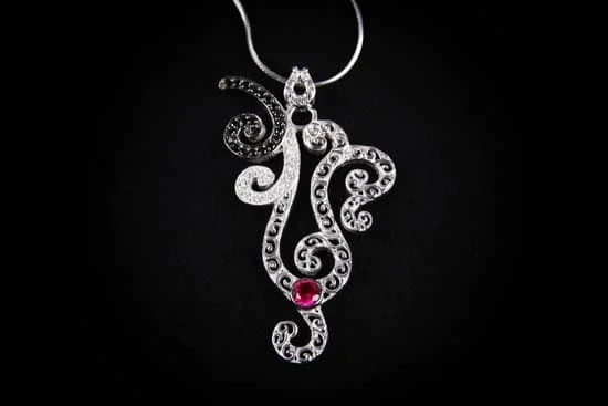 Can You Tell What Jewelry Store a Diamond Came From 1 Identify the origin of a diamond with ease by examining reputable jewelry stores