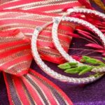 Does Paparazzi Jewelry Use Real Diamonds Paparazzi Jewelry's use of real diamonds in their collection adds an exquisite touch