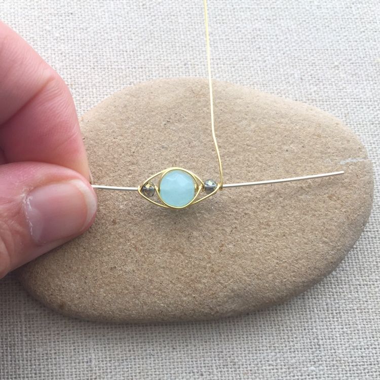 What to Use to Clean Diamond Jewelry 1 Suggested tool: Non-abrasive diamond jewelry cleaner - an effective solution for cleaning diamond jewelry