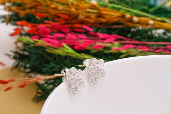 Where to Sell Diamond Jewelry in Knoxville Tn 1 Top-rated jewelry buyers offering fair prices for selling diamond jewelry in Knoxville, TN