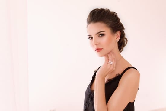 How to Make Diamond Jewelry 1 Step-by-step guide on how to make diamond jewelry: Tips, techniques, and expert advice