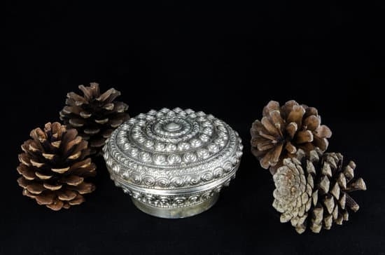 What Is Meant by Diamond Fascination Jewelry 1 Diamond Fascination Jewelry: Exquisite diamond accessories that captivate with their dazzling brilliance and unmatched beauty