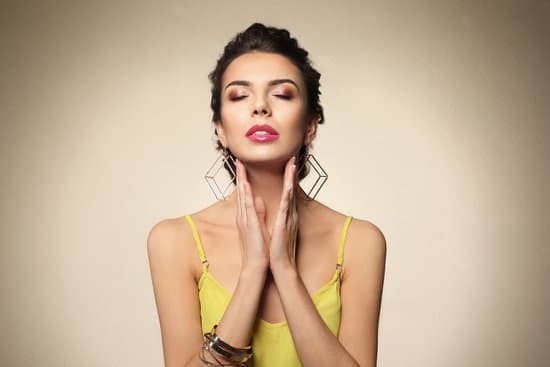 What Is Diamonds Used for Other Than Jewelry 5 Versatile Uses of Diamonds Beyond Jewelry: Industrial Cutting and Drilling, High-Tech Applications, and Scientific Research