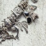 How to Remove Diamonds From Jewelry Step-by-step guide on how to remove diamonds from jewelry for repairs or customization