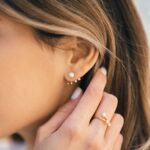 How to Wear Bracelets and Bangles Fine Metal Jewelry Step-by-step guide: How to wear bracelets and bangles fine metal jewelry