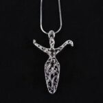 What to Clean Gold Jewelry With What to clean gold jewelry with: gentle soap and warm water