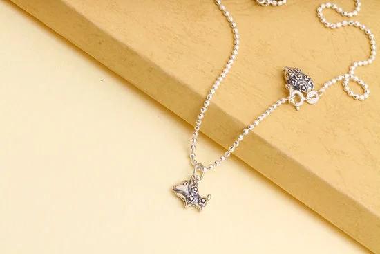 Online jewelry stores: Where to buy gold jewelry online - Find the best deals on stunning pieces