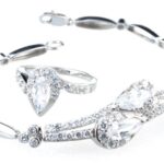 How to Select a Bracelets and Bangles Fine Metal Jewelry Guide on How to Select Bracelets and Bangles in Fine Metal Jewelry