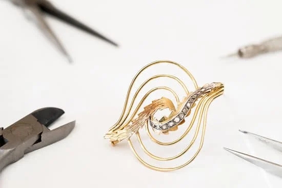 Where to Buy Fine Jewelry Online 1 Shop exquisite fine jewelry online and find out where to buy. Quality guaranteed