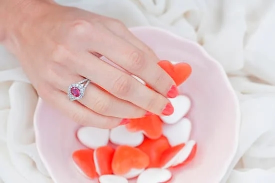 How Sell Fine Jewelry 1 Beautiful fine jewelry for sale in exquisite designs and styles