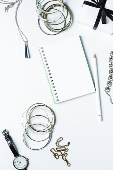 How Much Is Gold Jewelry Worth 1 How Much Is Gold Jewelry Worth - A guide to understanding the value of gold jewelry