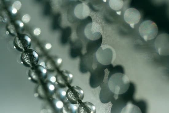 When to Buy Fine Jewelry 1 Recognizing the perfect moment to buy fine jewelry: WHEN TO BUY FINE JEWELRY