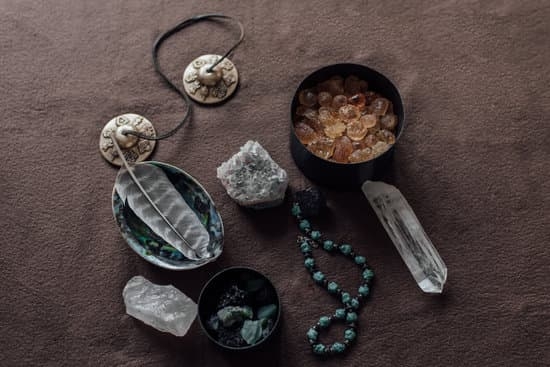 Who Owns Whitestone Fine Jewelry 1 Whitestone Fine Jewelry, a renowned luxury brand, whose exquisite designs are a must-have for any jewelry collector