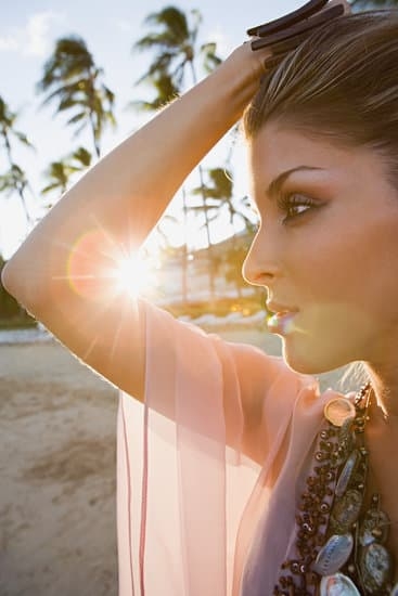 How to Buy Fine Jewelry Wholesale 1 Step-by-step guide for purchasing exquisite jewelry wholesale at amazing prices