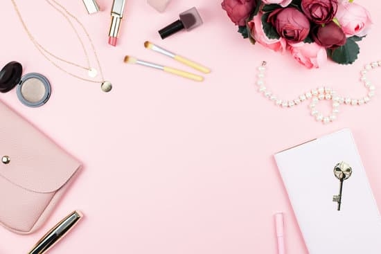 Discover the charm and uniqueness of handmade jewelry - Why Handmade Jewelry Is Better