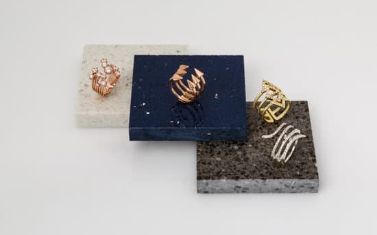 Jewelry Handmade in Bali 1 Exquisite jewelry handmade in Bali showcasing intricate designs and exceptional craftsmanship