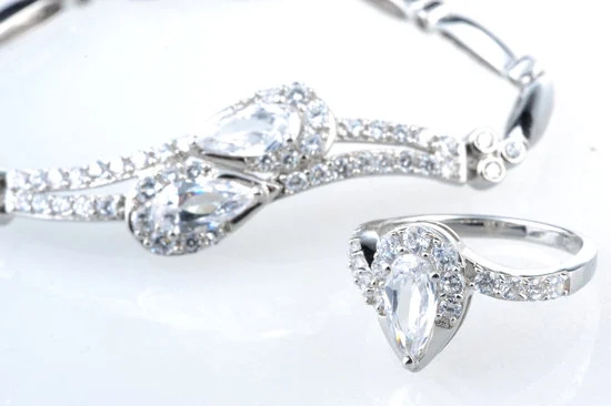 Handmade Jewelry Silver Earrings 1 Beautifully crafted handmade silver earrings - a stunning addition to any jewelry collection