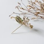 Step-by-step tutorial for adding beads to knit projects